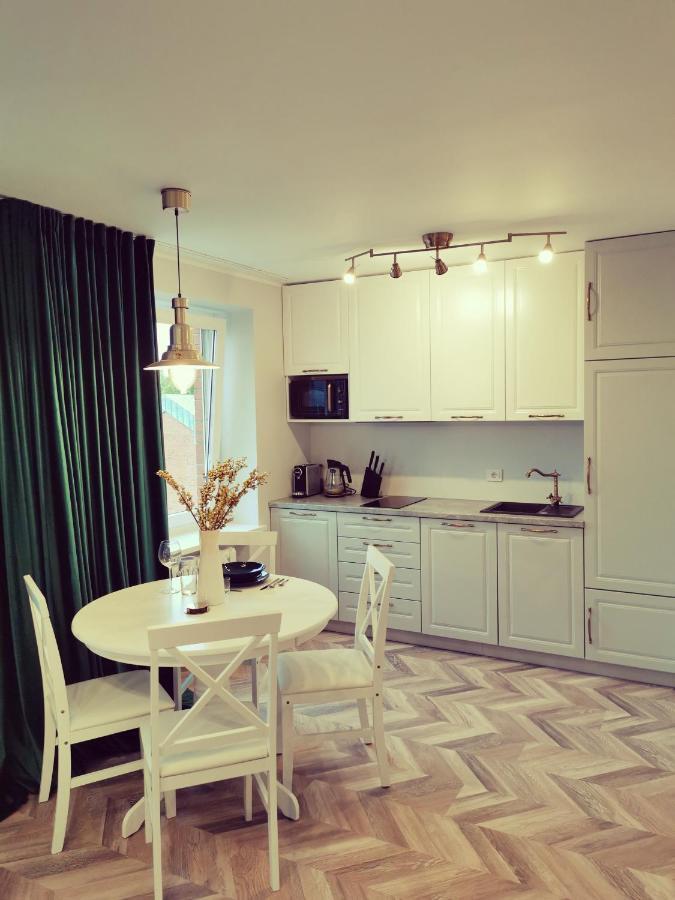Cosy Center Apartment Klaipėda Exteriör bild
